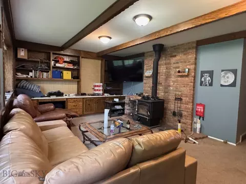 Living - 111 Circle, Bozeman, MT 59715 photo 4 of 4