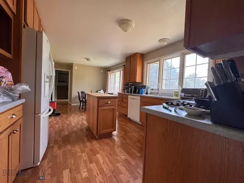 Kitchen - 111 Circle, Bozeman, MT 59715 photo 2 of 3
