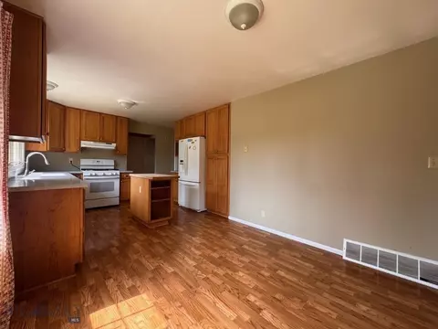 Kitchen - 111 Circle, Bozeman, MT 59715 photo 2 of 4