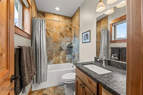 Bath - 20 Libra Dr, Emigrant, MT 59027 photo 5 of 6