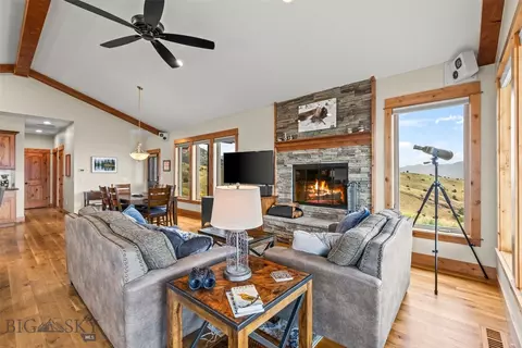 Living - 20 Libra Dr, Emigrant, MT 59027 photo 5 of 5