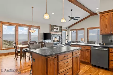 Kitchen - 20 Libra Dr, Emigrant, MT 59027 photo 2 of 8
