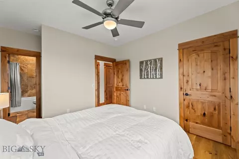 Bedroom - 20 Libra Dr, Emigrant, MT 59027 photo 8 of 9