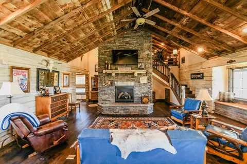 Living - 1100 Carrigan, Dillon, MT 59725 photo 1 of 5