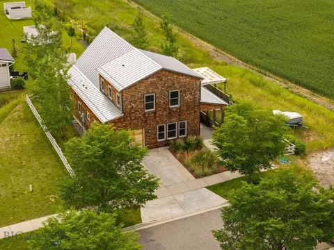 820 Farmhouse Ln, Bozeman, MT 59715
