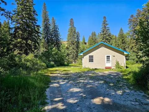 Exterior - 212 E Boulder Rd, Mc Leod, MT 59052 photo 2 of 8