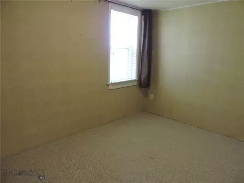 Bedroom - 353 Waterloo Rd, Whitehall, MT 59759 photo 2 of 3