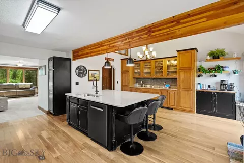 Kitchen - 1306 Robin Ln, Bozeman, MT 59715 photo 5 of 7