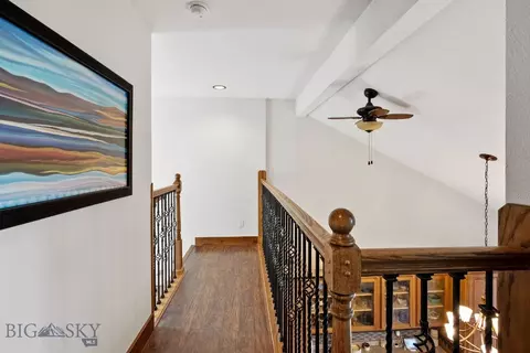 Entry Way - 1306 Robin Ln, Bozeman, MT 59715 photo 4 of 5