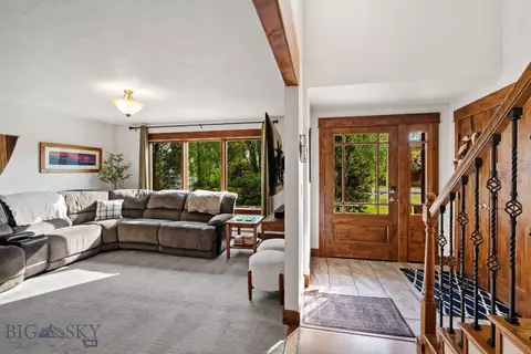 Entry Way - 1306 Robin Ln, Bozeman, MT 59715 photo 1 of 5