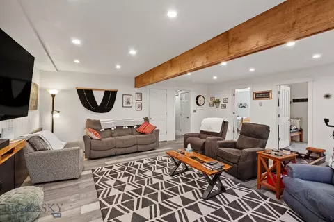 Living - 1306 Robin Ln, Bozeman, MT 59715 photo 6 of 6