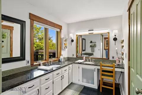 Bath - 1306 Robin Ln, Bozeman, MT 59715 photo 1 of 7
