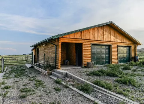 Exterior - 588 Saddle Dr, Dillon, MT 59725 photo 4 of 4