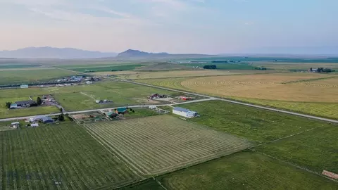View/Area - 588 Saddle Dr, Dillon, MT 59725 photo 2 of 4