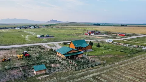 View/Area - 588 Saddle Dr, Dillon, MT 59725 photo 3 of 4