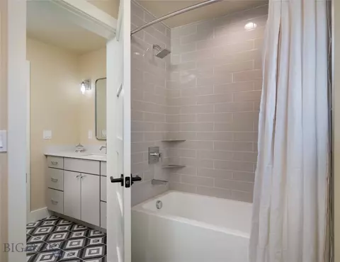 Bath - 118 Robert Ct, Bozeman, MT 59718 photo 6 of 6