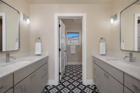 Bath - 118 Robert Ct, Bozeman, MT 59718 photo 5 of 6