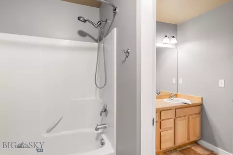 Bath - 1509 Tempest Ct, Bozeman, MT 59718 photo 4 of 6
