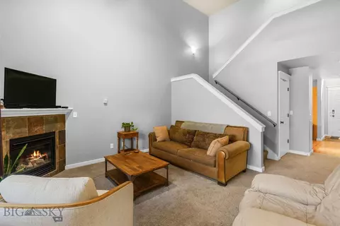 Living - 1509 Tempest Ct, Bozeman, MT 59718 photo 2 of 5
