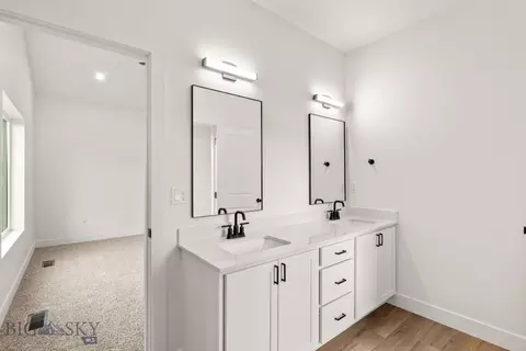 Bath - 723 Spaniel Ln, Belgrade, MT 59714 photo 1 of 6