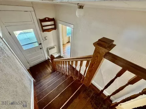 Entry Way - 4 S Atlantic St, Dillon, MT 59725 photo 6 of 7