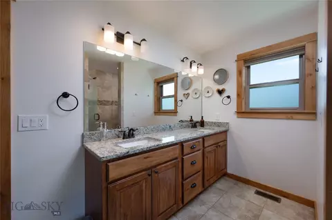 Bath - 192 Arrow Trl, Bozeman, MT 59718 photo 2 of 3