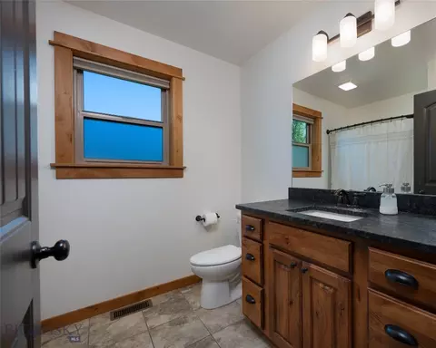Bath - 192 Arrow Trl, Bozeman, MT 59718 photo 3 of 3