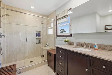Bath - 2608 Linney, Bozeman, MT 59718 photo 1 of 3