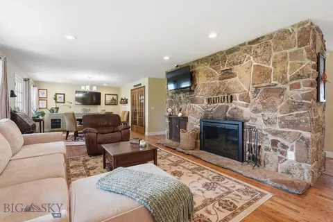 Living - 2608 Linney, Bozeman, MT 59718 photo 2 of 5