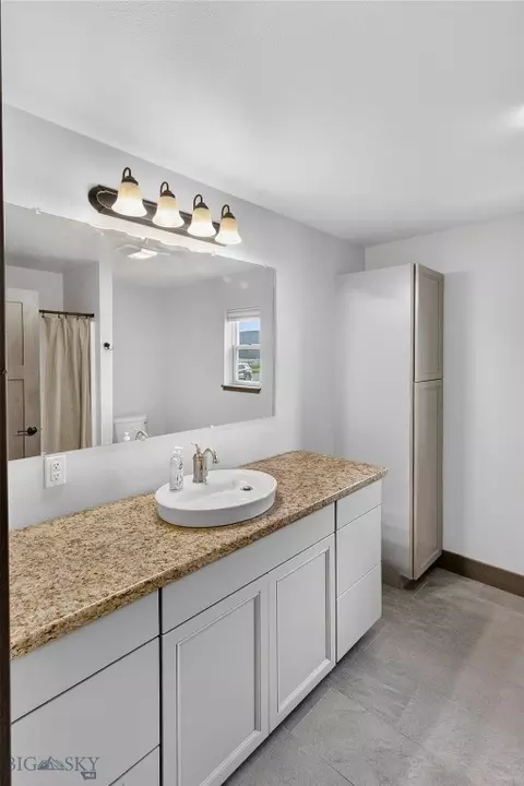 Bath - 12 Grace Dr, Townsend, MT 59644 photo 1 of 4