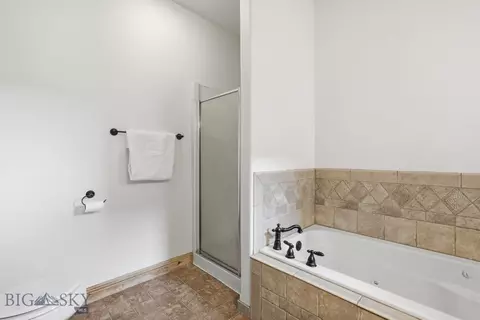 Bath - 3935 Baxter Ln E, Bozeman, MT 59718 photo 2 of 3