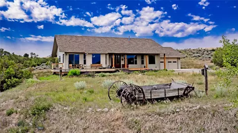 147 Ohalloran Rd, Clyde Park, MT 59018