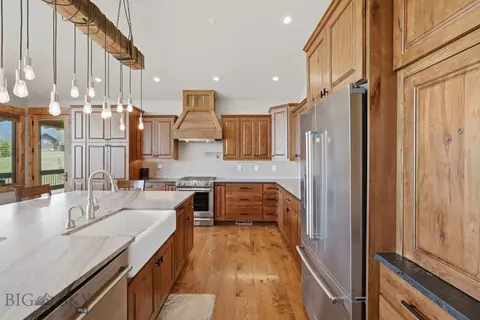 Kitchen - 46 Moon Shadow Dr, Bozeman, MT 59715 photo 3 of 8