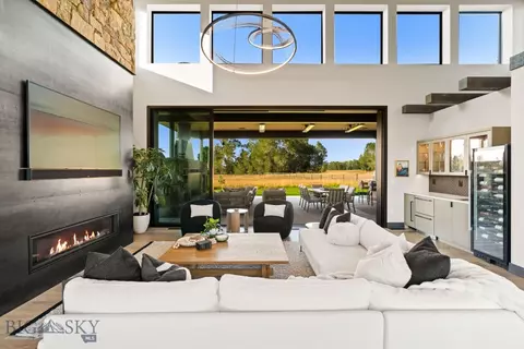 Living - 683 Cobb Hill Rd, Bozeman, MT 59718 photo 5 of 9