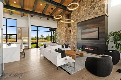 Living - 683 Cobb Hill Rd, Bozeman, MT 59718 photo 2 of 9