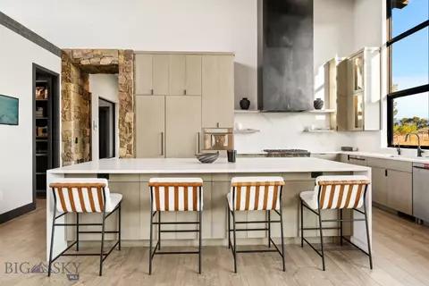 Kitchen - 683 Cobb Hill Rd, Bozeman, MT 59718 photo 2 of 6