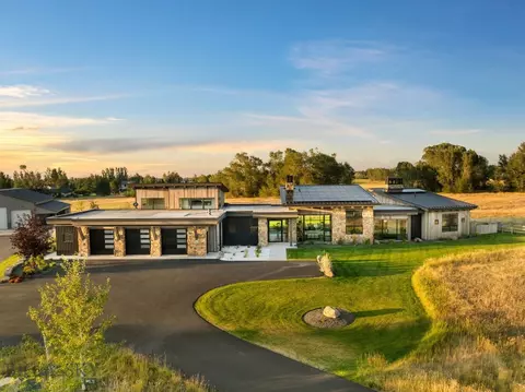 Exterior - 683 Cobb Hill Rd, Bozeman, MT 59718 photo 19 of 25