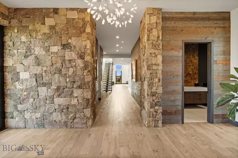 Entry Way - 683 Cobb Hill Rd, Bozeman, MT 59718 photo 4 of 11