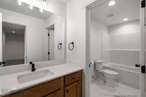 Bath - 100 Bow Perch Ln #B, Bozeman, MT 59718 photo 8 of 9