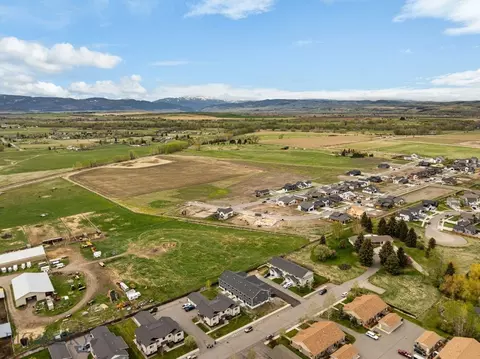 View/Area - 100 Bow Perch Ln #B, Bozeman, MT 59718 photo 12 of 15