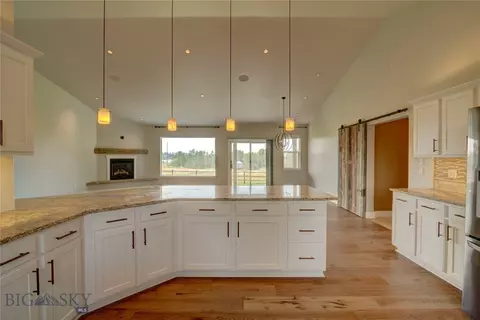Kitchen - 32 Mint Trl, Bozeman, MT 59718 photo 5 of 9