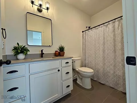 Bath - 5705 Flycatcher Dr, Bozeman, MT 59718 photo 2 of 6
