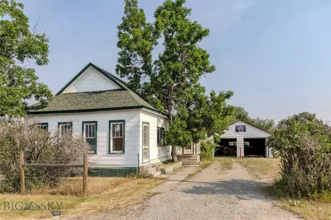 110 3rd St W, Clyde Park, MT 59018