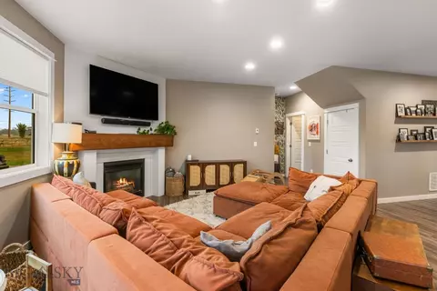 Living - 190 Stewart Loop, Bozeman, MT 59718 photo 4 of 7