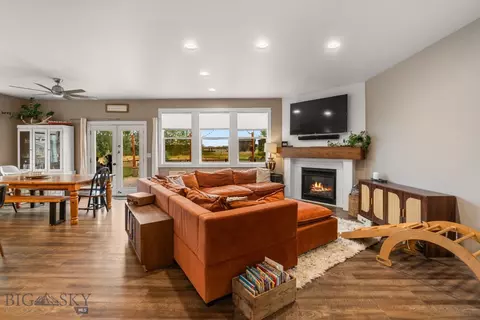 Living - 190 Stewart Loop, Bozeman, MT 59718 photo 3 of 7