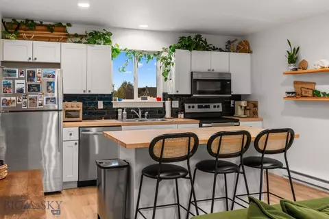 Kitchen - 190 Stewart Loop, Bozeman, MT 59718 photo 7 of 10