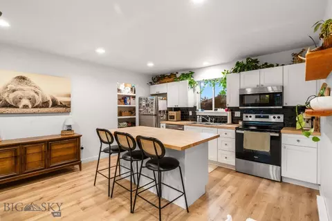 Kitchen - 190 Stewart Loop, Bozeman, MT 59718 photo 9 of 10