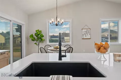 Kitchen - 1743 Stuart Ave, Butte, MT 59701 photo 7 of 8