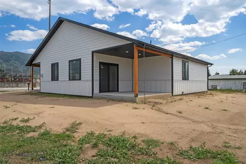 Exterior - 1743 Stuart Ave, Butte, MT 59701 photo 4 of 6