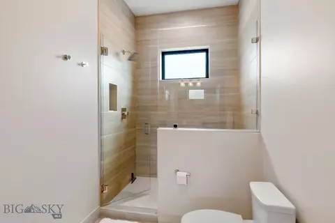Bath - 75 Balmoral Trl, Bozeman, MT 59718 photo 7 of 8